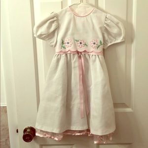 Girls dress